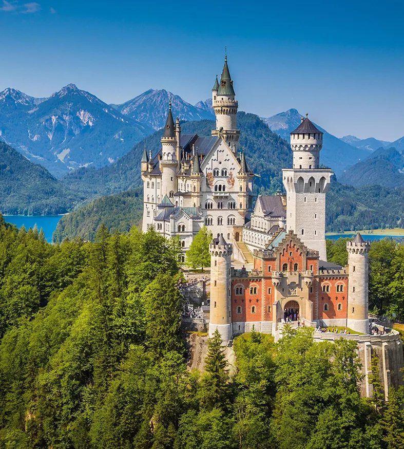Emenac Travel
